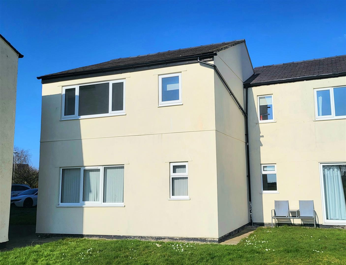 68 Glan Gors, Harlech